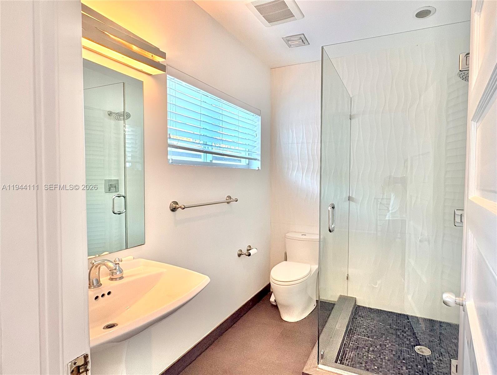 BRICKELLS FLAGLER - Residential Lease