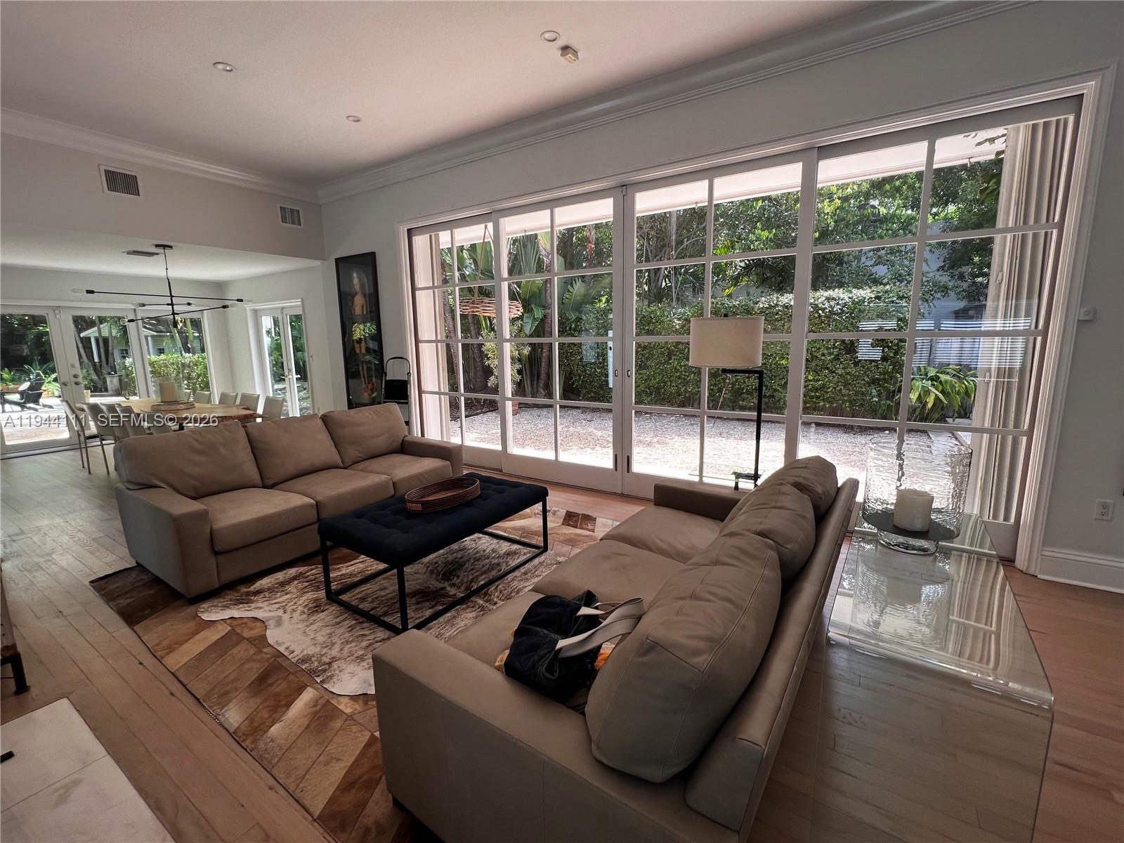 BRICKELLS FLAGLER - Residential Lease