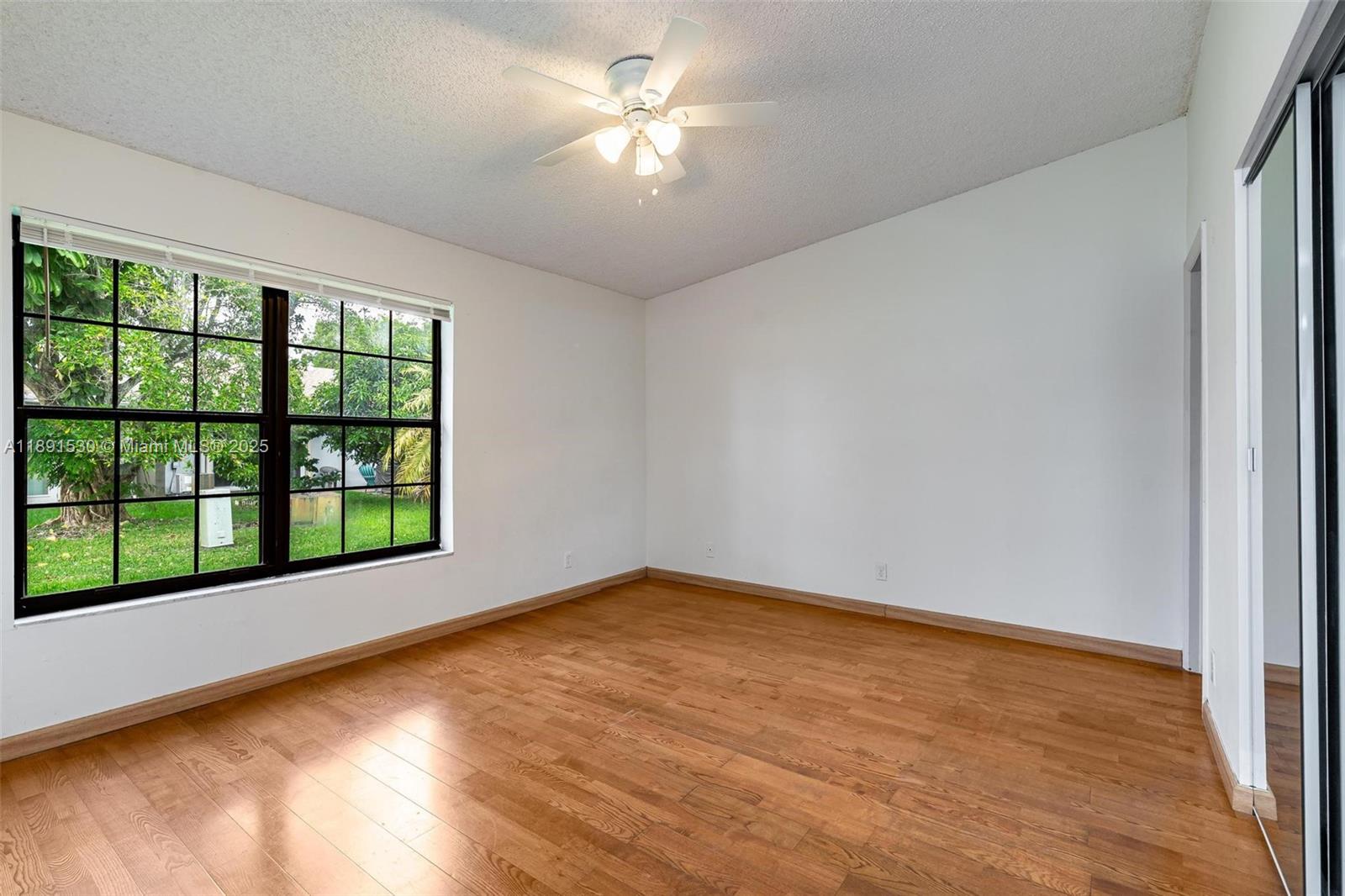 LAKEWOOD ON THE GREEN SEC - Residential Lease