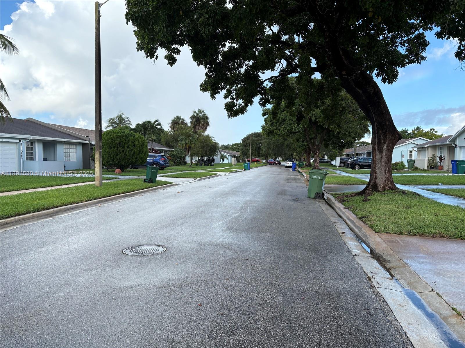 LAKEWOOD ON THE GREEN SEC - Residential Lease