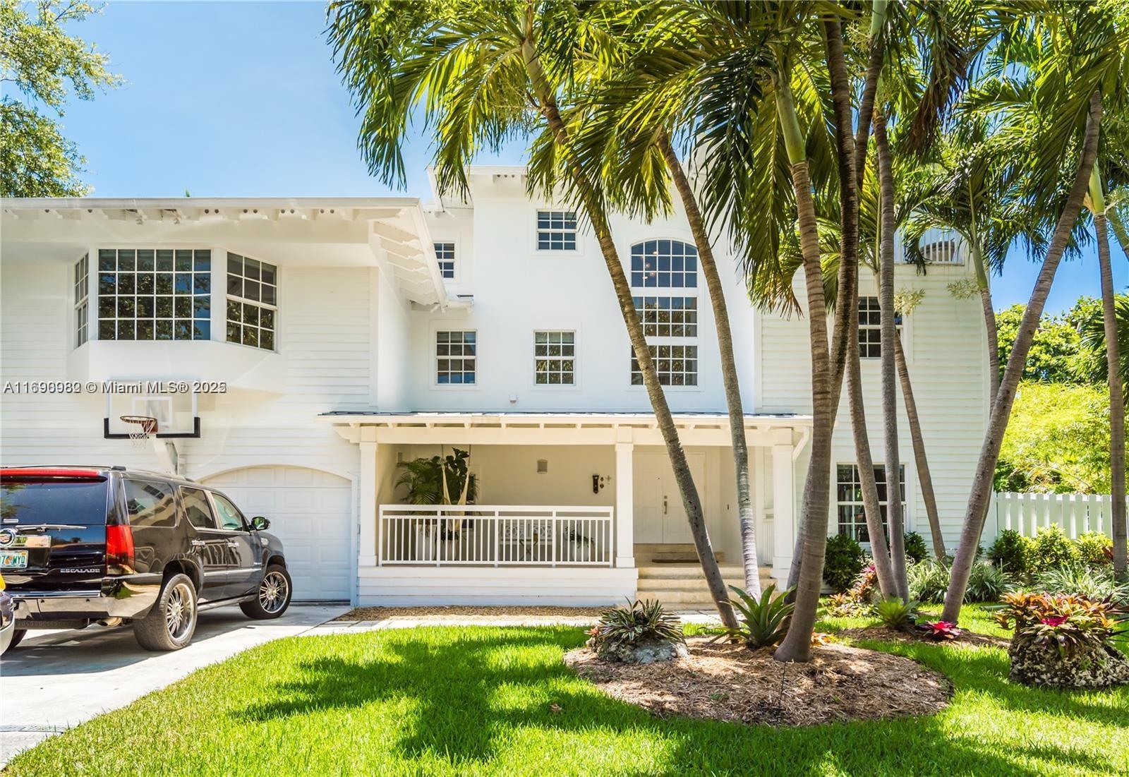 Rental Property at 325 Pacific Rd, Key Biscayne, Miami-Dade County, Florida - Bedrooms: 4 
Bathrooms: 6  - $18,000 MO.