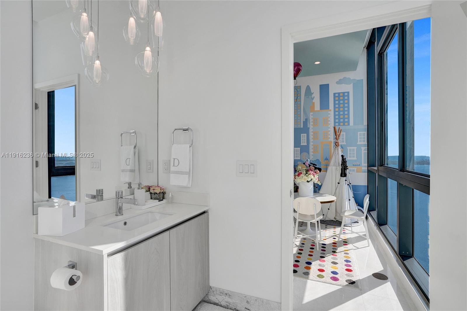 ONE PARAISO CONDO - Residential Lease