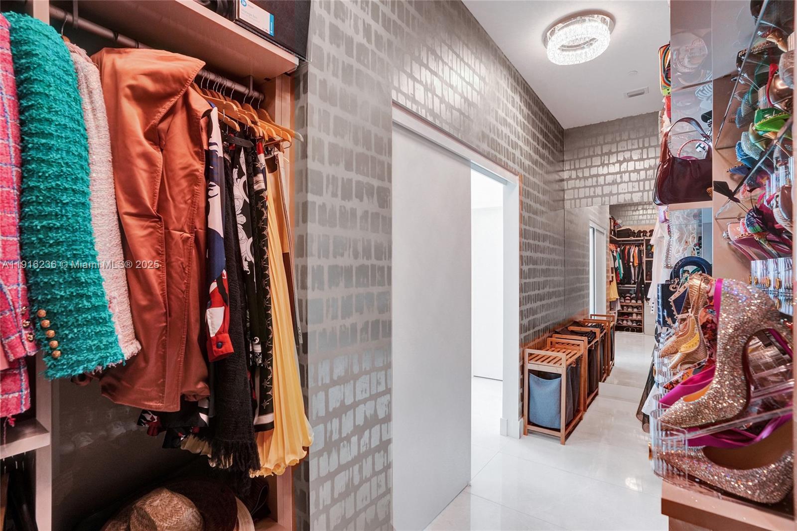 ONE PARAISO CONDO - Residential Lease