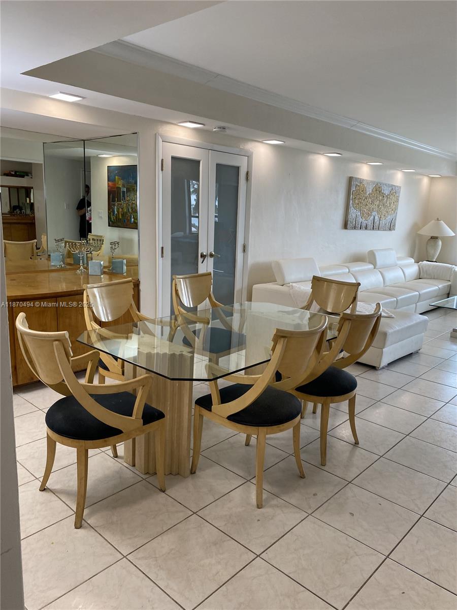 THE PLAZA OF BAL HARBOUR - Residential Lease