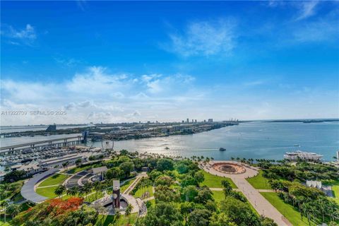 50 Biscayne Blvd 2804 Miami FL 33132