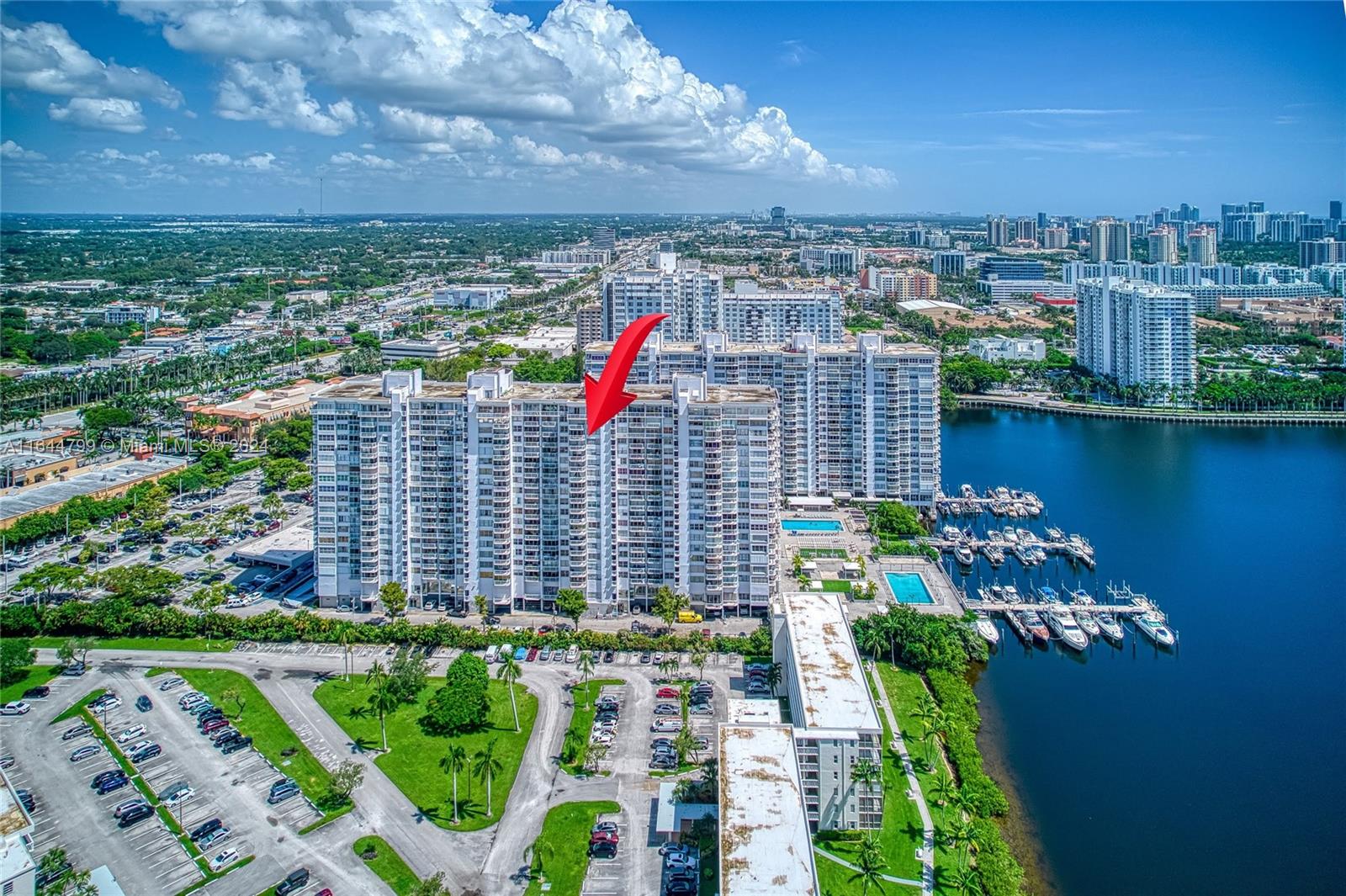 DEL PRADO MARINA - Residential