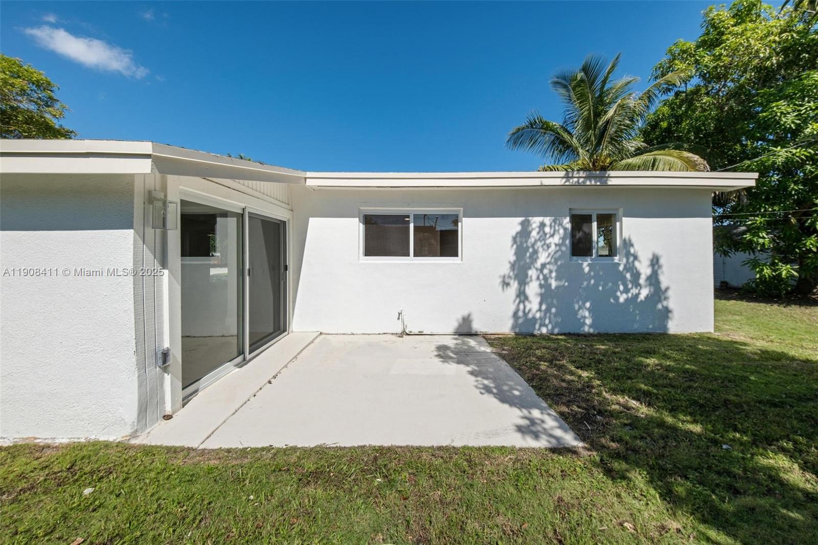 PINE TREE MANOR SEC 1 - Residential