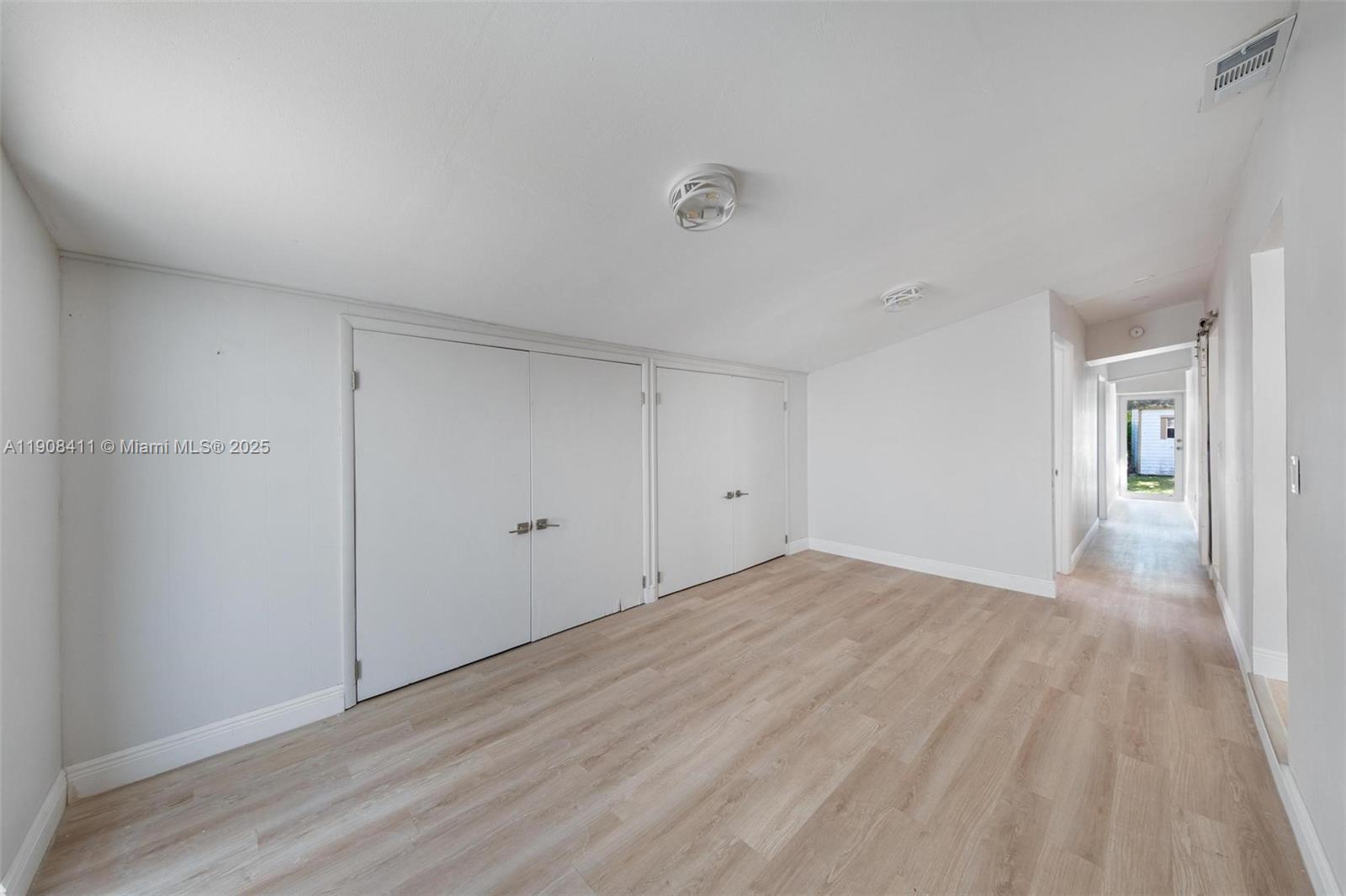 PINE TREE MANOR SEC 1 - Residential