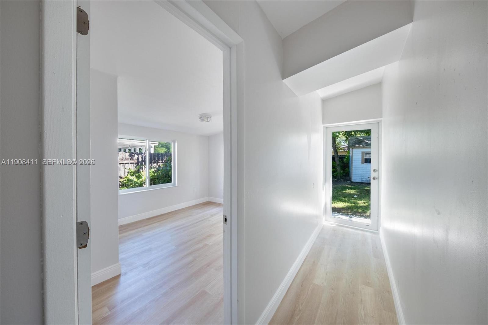 PINE TREE MANOR SEC 1 - Residential