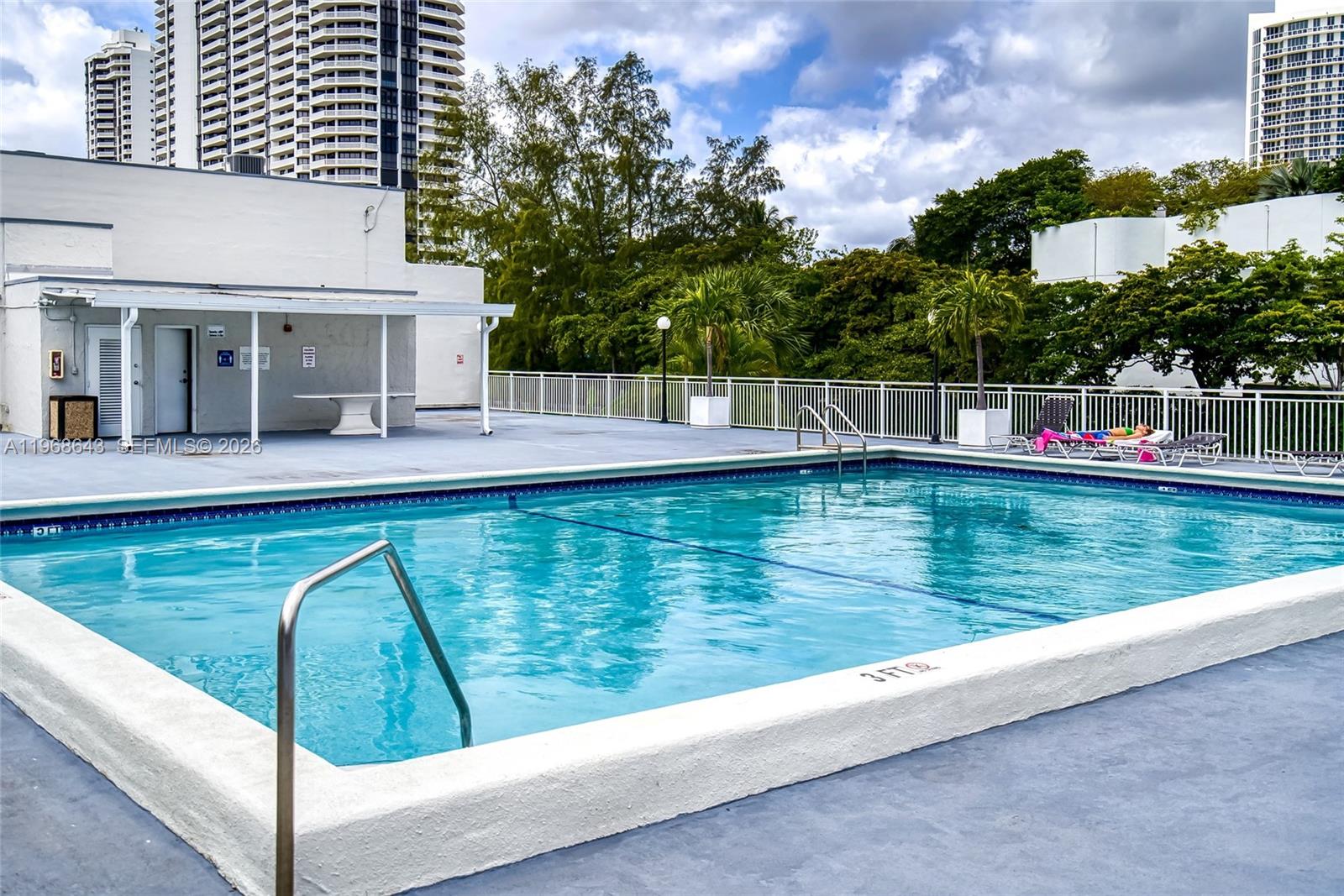 SANDPIPER CONDO - Residential