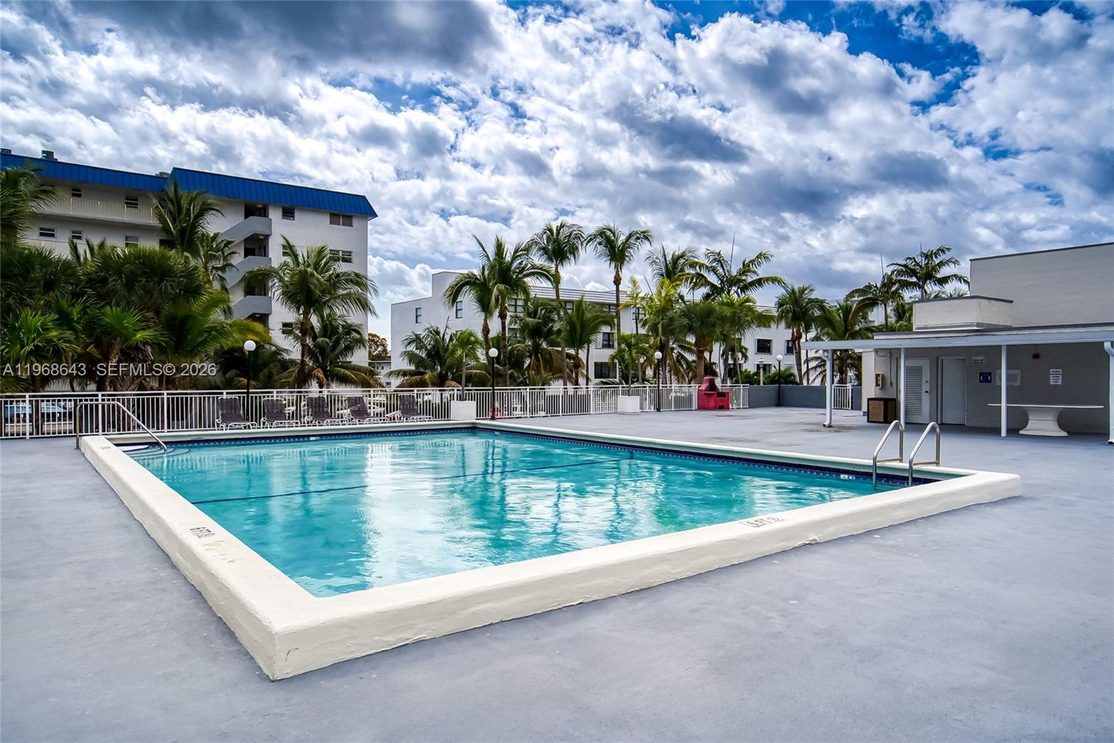 SANDPIPER CONDO - Residential