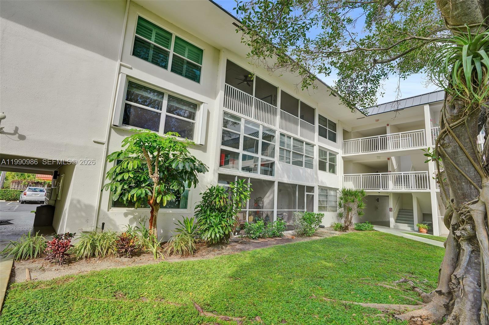 KINGS PARK GARDEN APTS CO - Residential