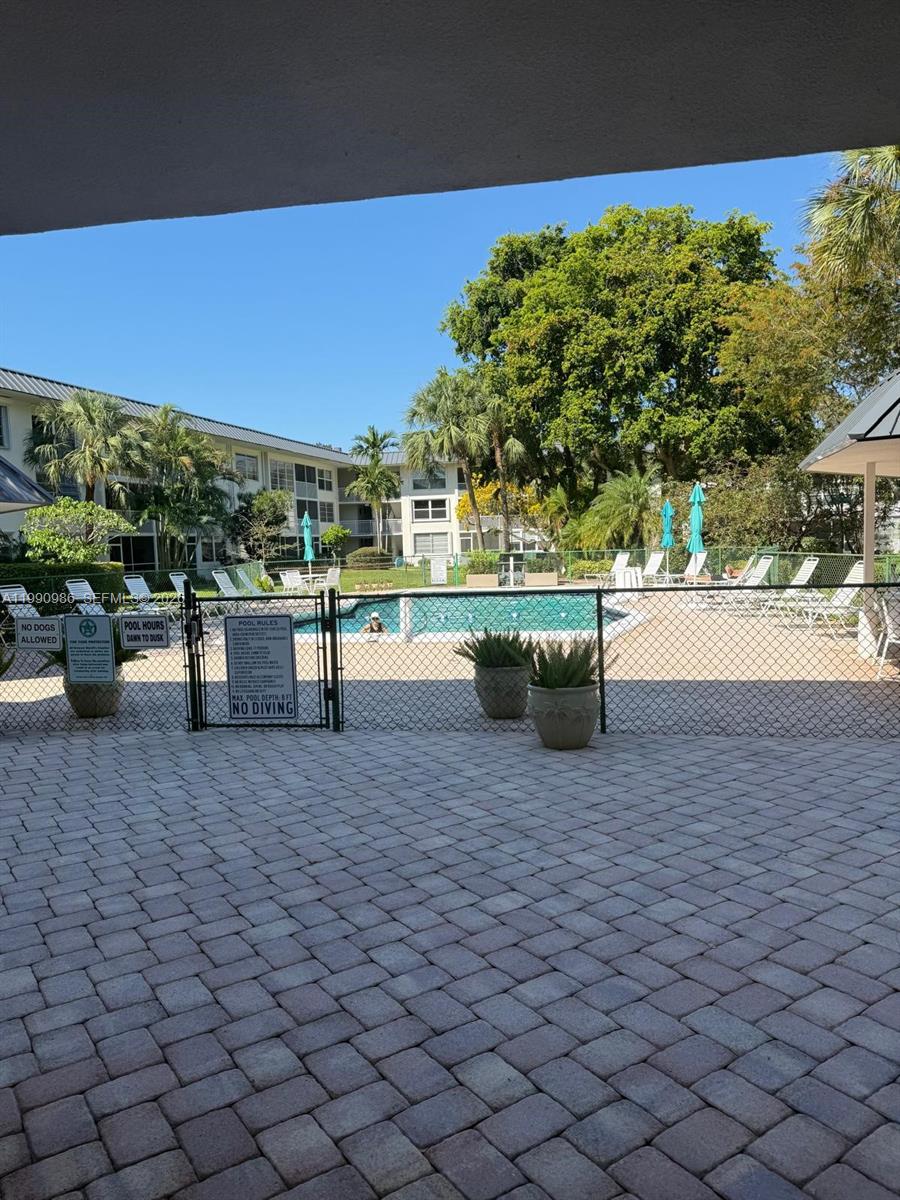 KINGS PARK GARDEN APTS CO - Residential