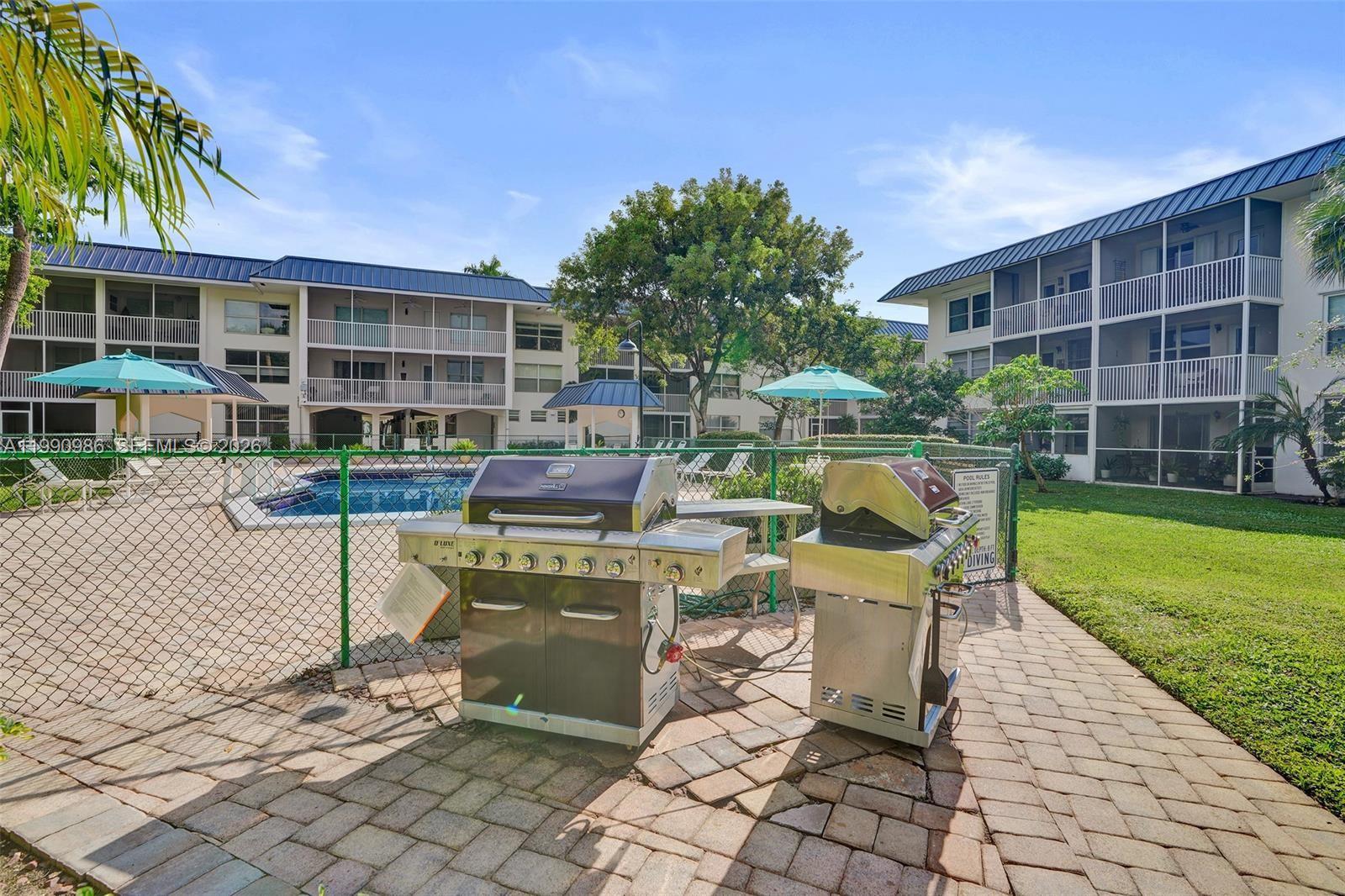 KINGS PARK GARDEN APTS CO - Residential