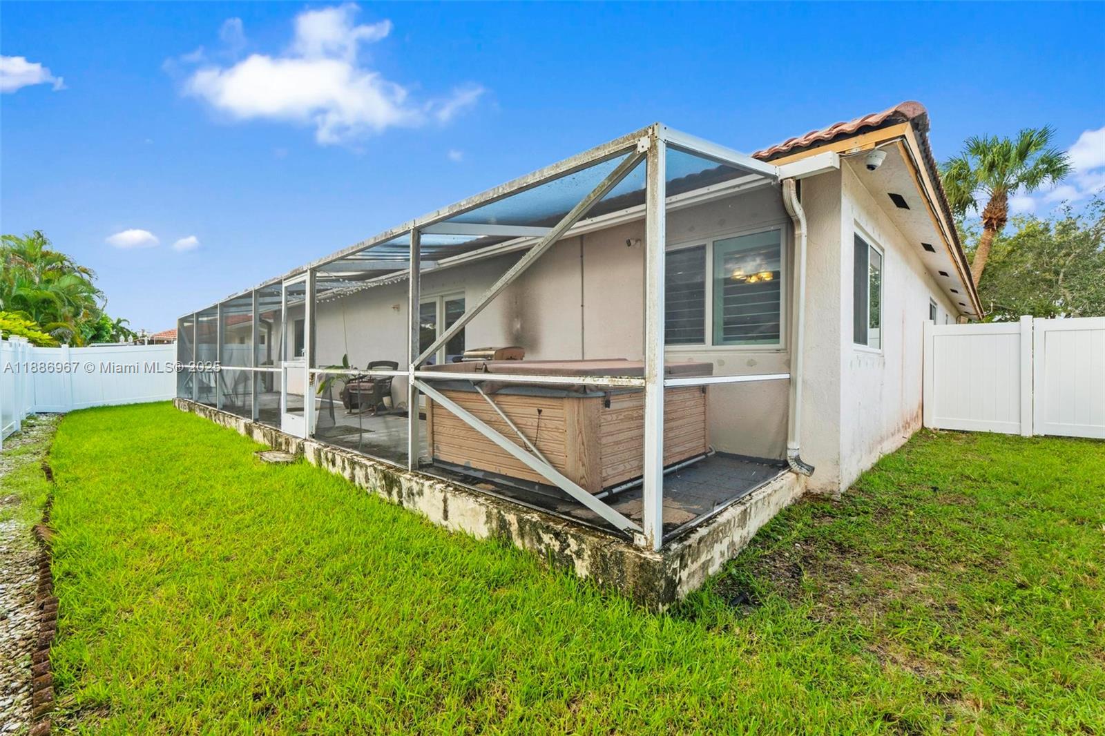 BONAVILLAS - Residential