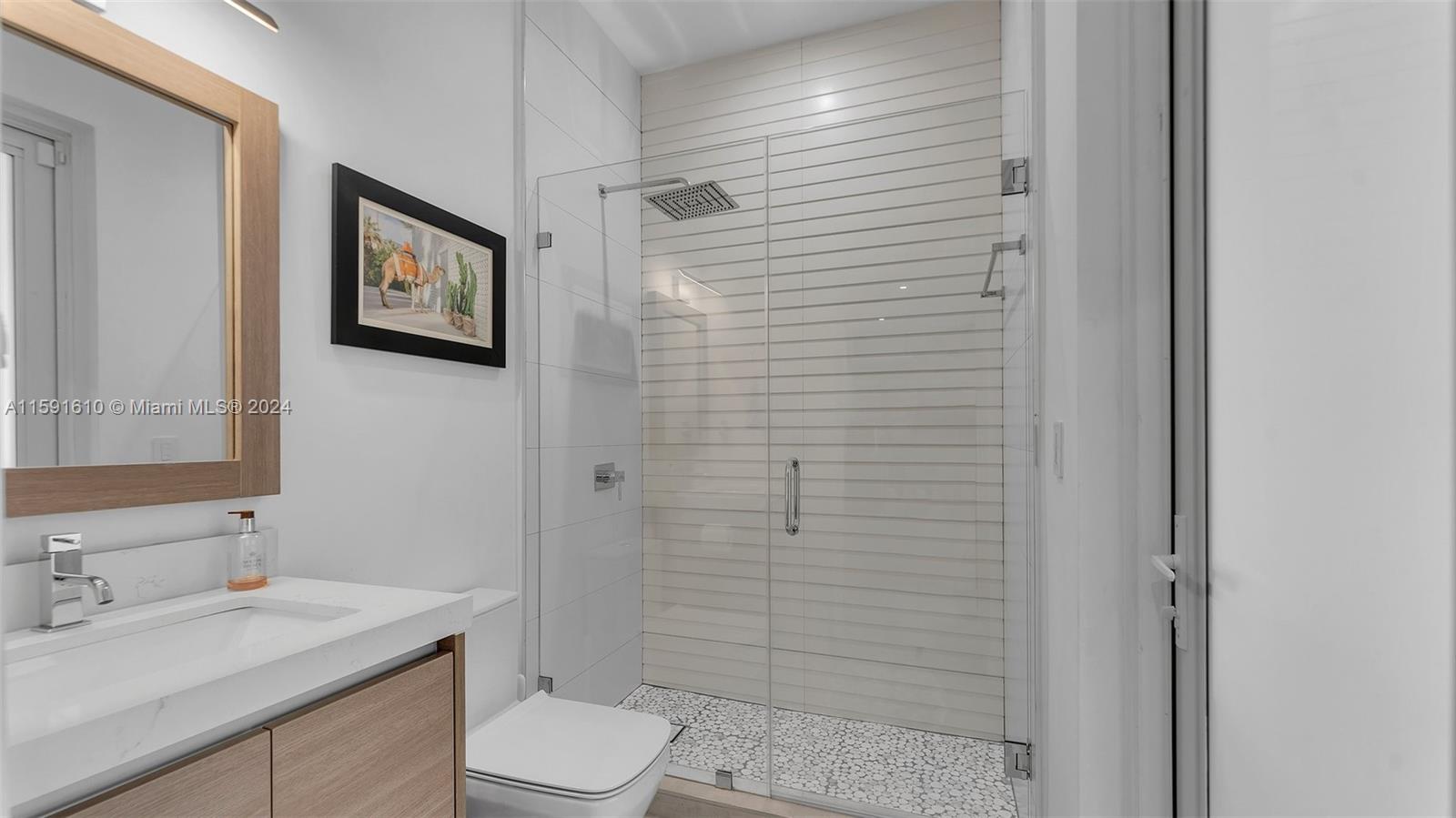 Miami, Florida 33133, United States, 4 Bedrooms Bedrooms, ,4 BathroomsBathrooms,Residential,Pending,57318