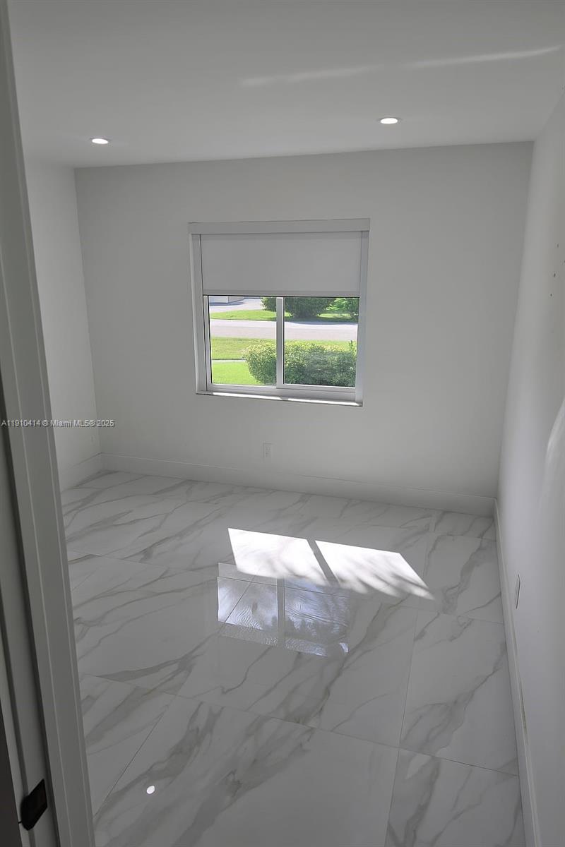 RAINBOW LAKES SECTION 2 - Residential Lease