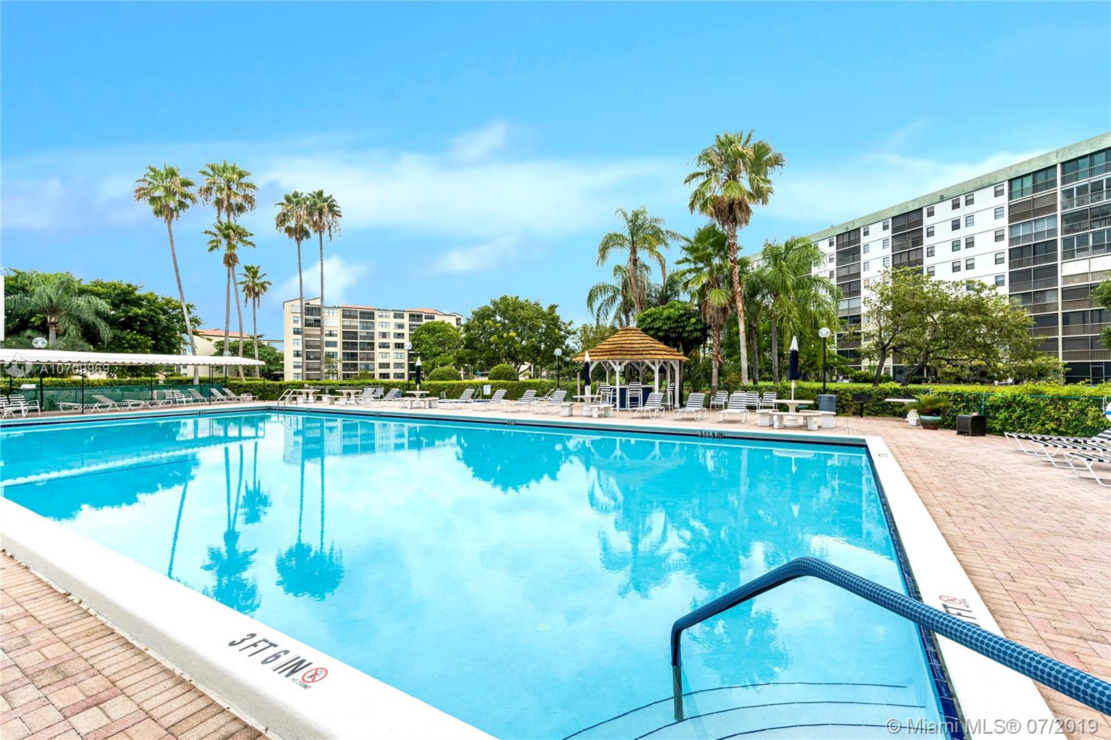 CYPRESS BEND 6 CONDO - Residential