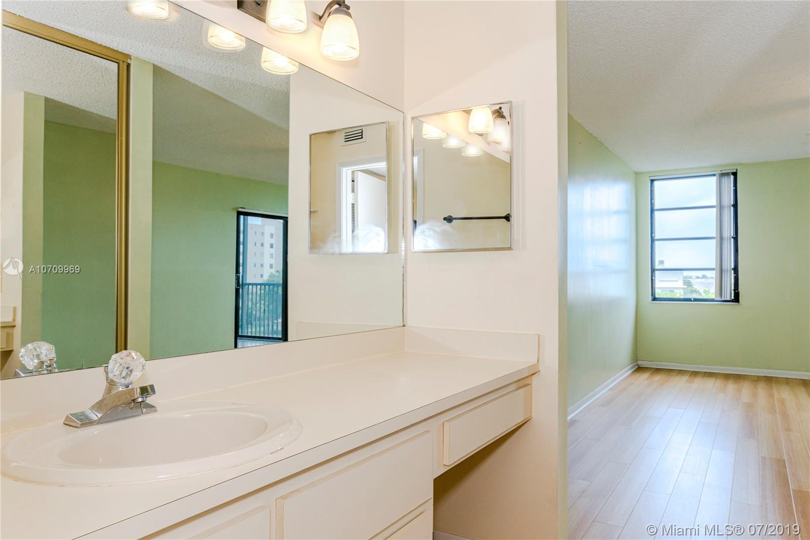 CYPRESS BEND 6 CONDO - Residential