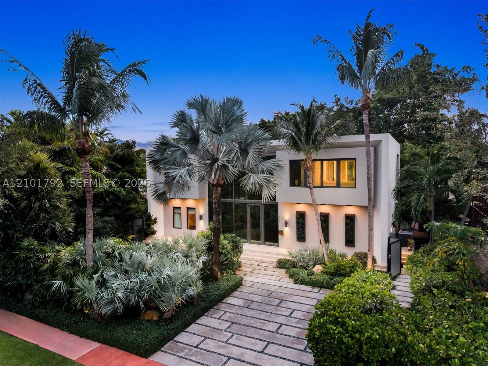 4322 Nautilus Dr