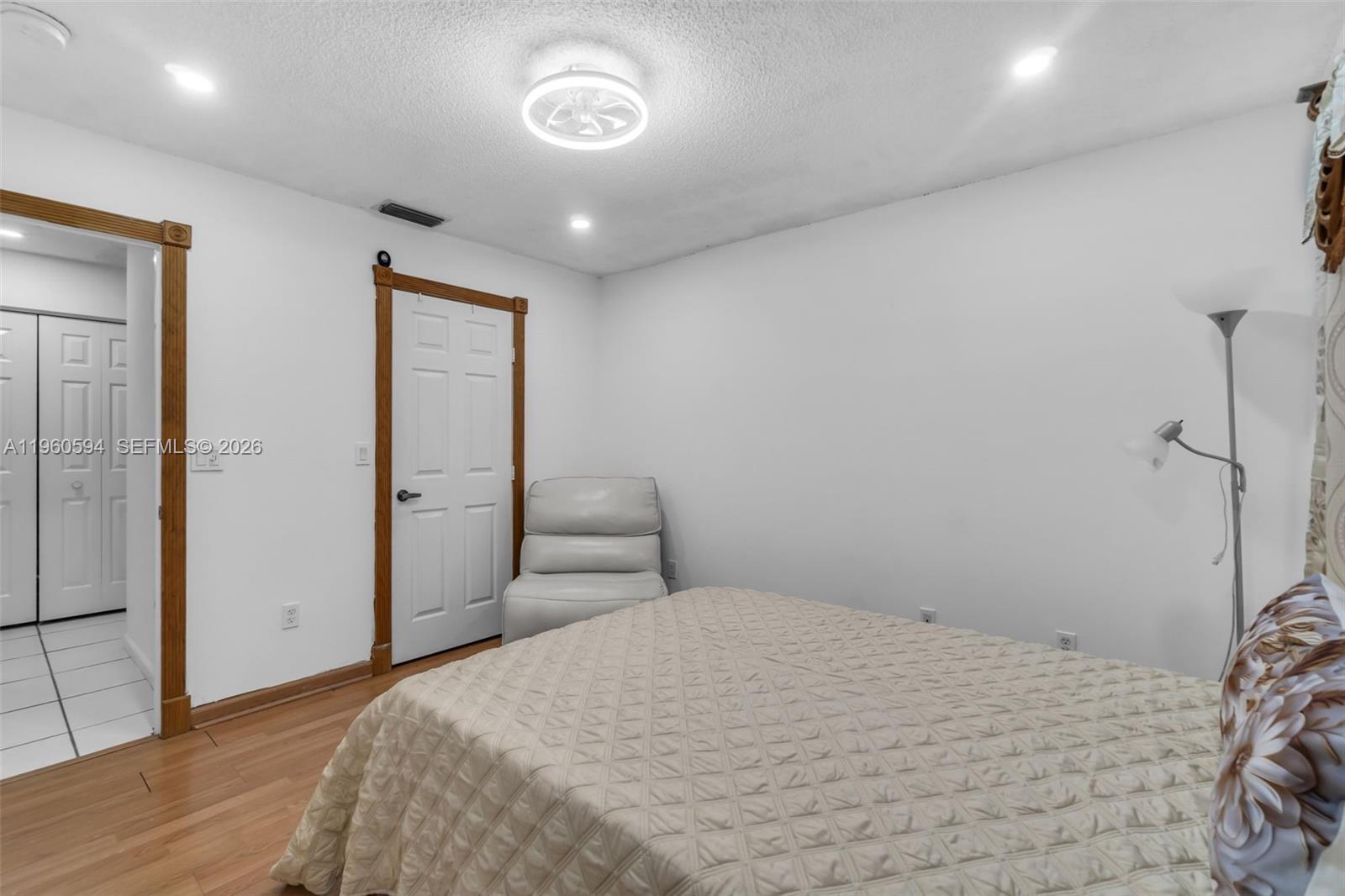 KEYS-GATE NO 1 - Residential