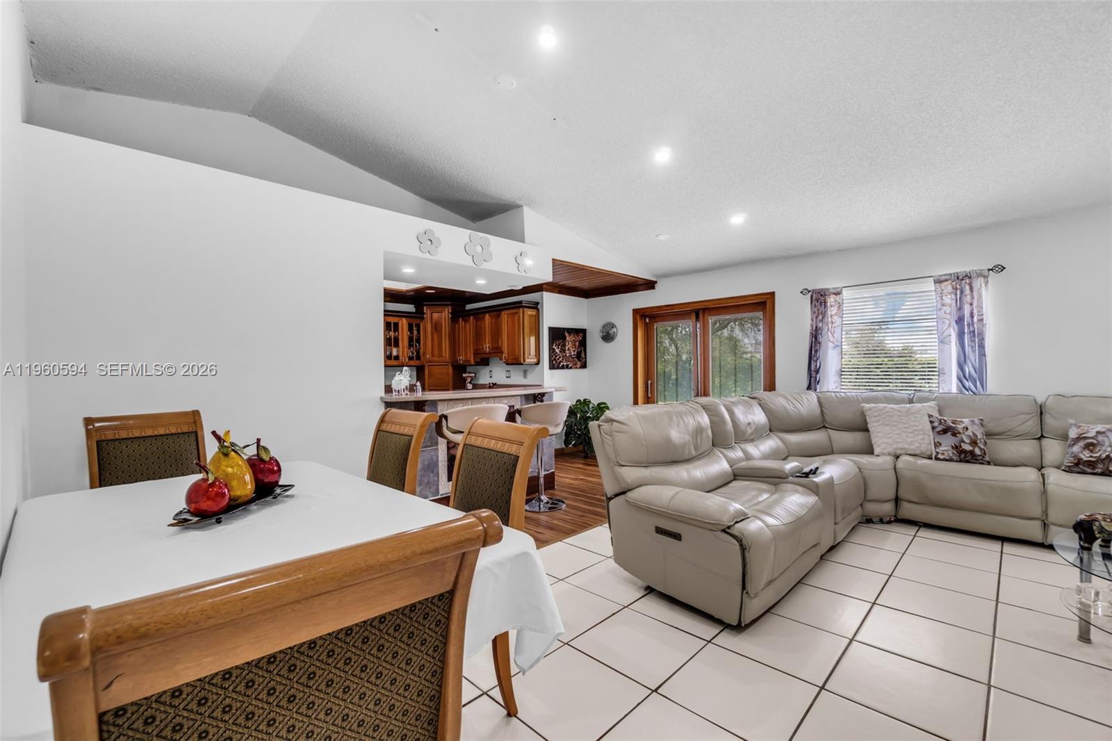 KEYS-GATE NO 1 - Residential