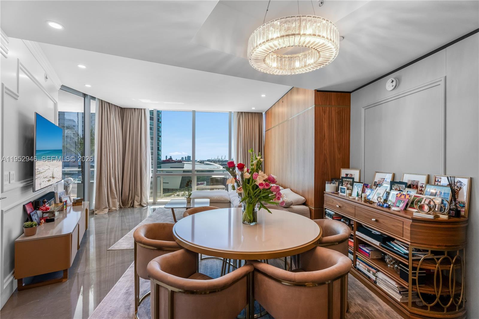 851 NE 1st Avenue 1409