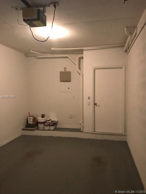 AVENTINE AT MIRAMAR BLDG - Residential Lease