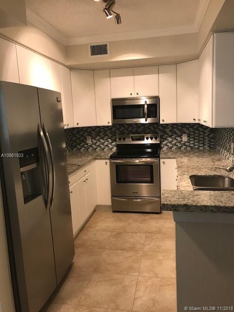 AVENTINE AT MIRAMAR BLDG - Residential Lease