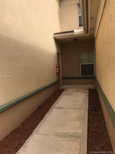 AVENTINE AT MIRAMAR BLDG - Residential Lease