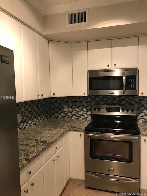 AVENTINE AT MIRAMAR BLDG - Residential Lease