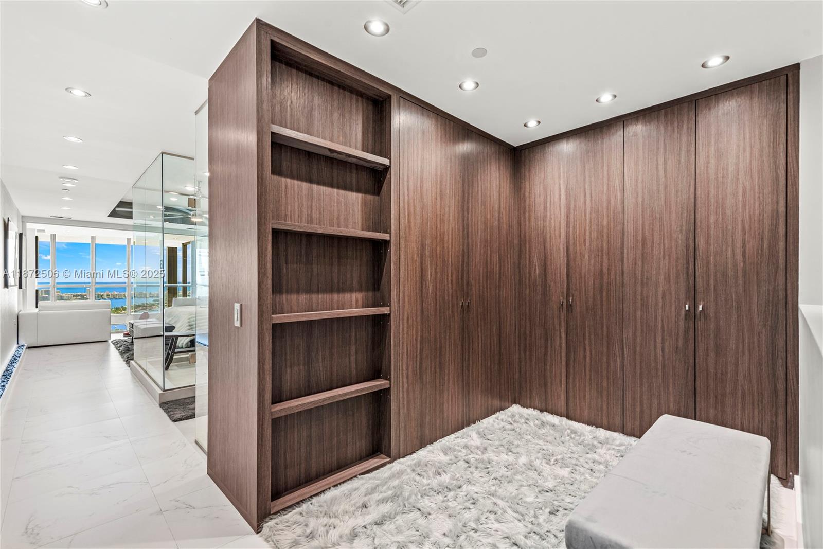 MARQUIS CONDO - Residential Lease