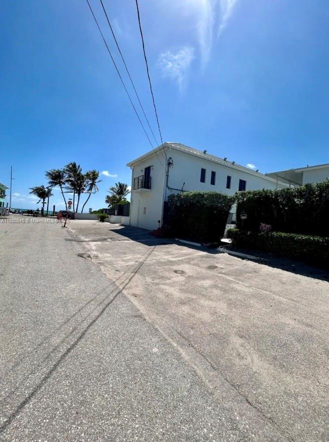 HOLLYWOOD CENTRAL BEACH - Residential Lease