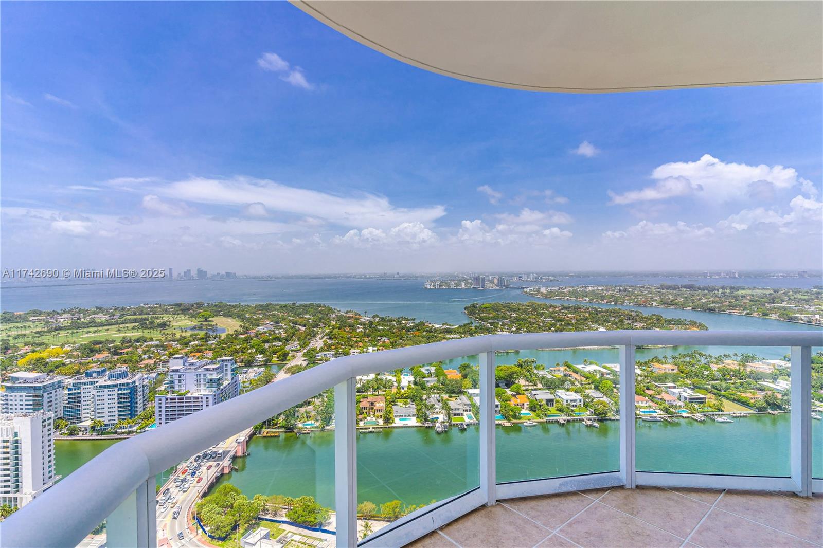 6365 Collins Ave 4407