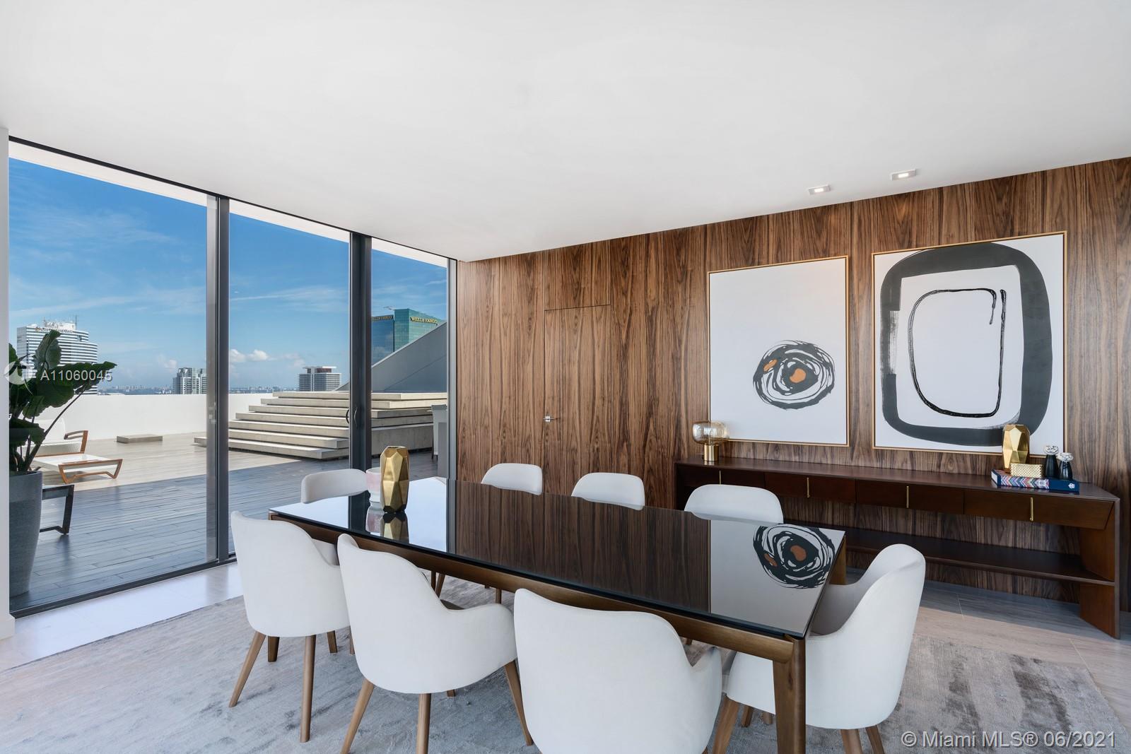 REACH CONDO - Residential