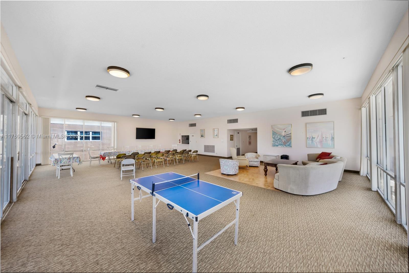 ASHLEIGH HOUSE CONDO - Residential