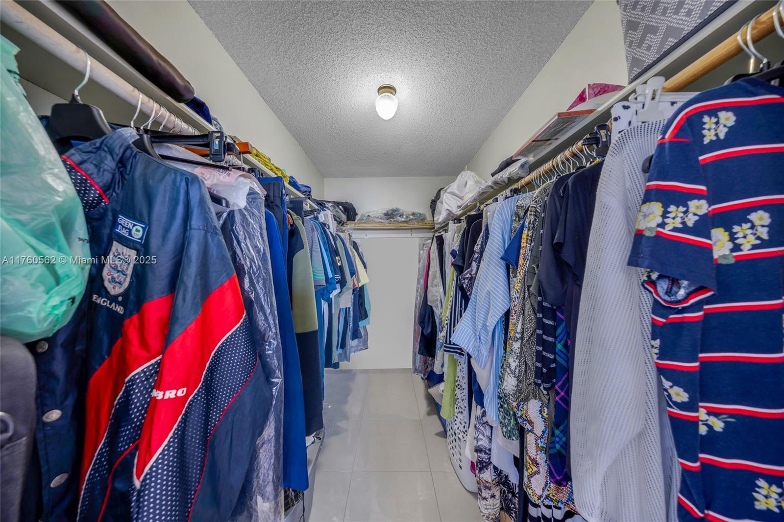 ASHLEIGH HOUSE CONDO - Residential