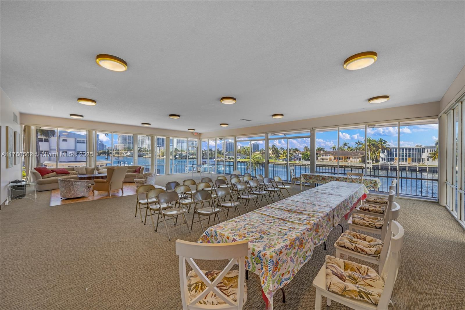 ASHLEIGH HOUSE CONDO - Residential