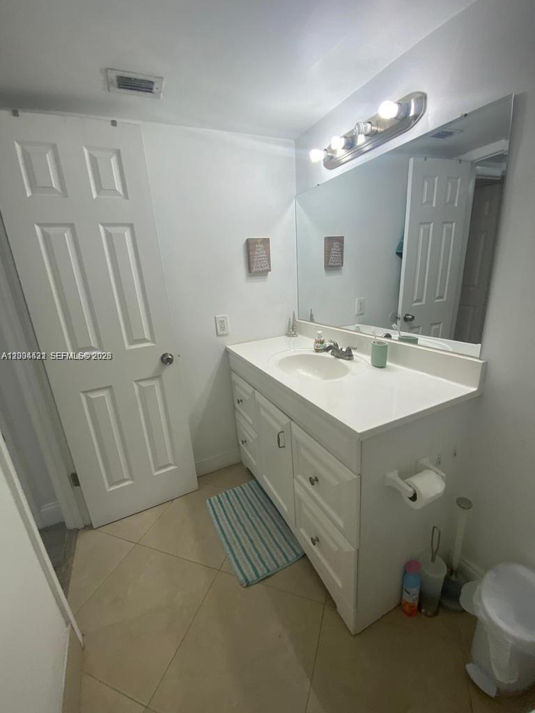 BELASERA AT PINE ISLAND C - Residential Lease