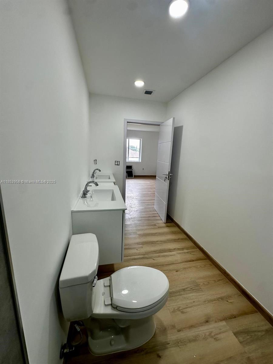 KING HOMESITES - Residential