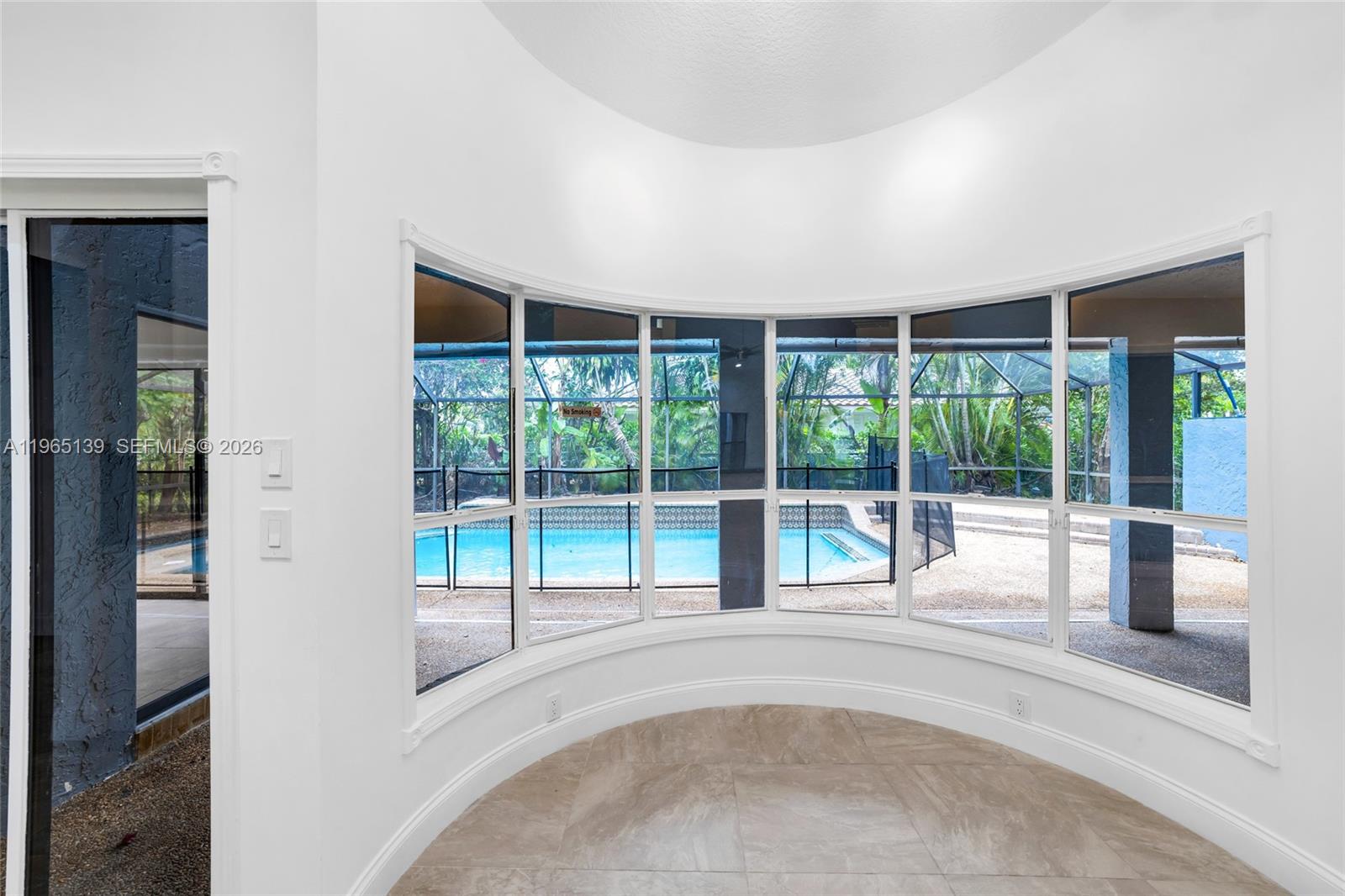 PINE RIDGE - Residential