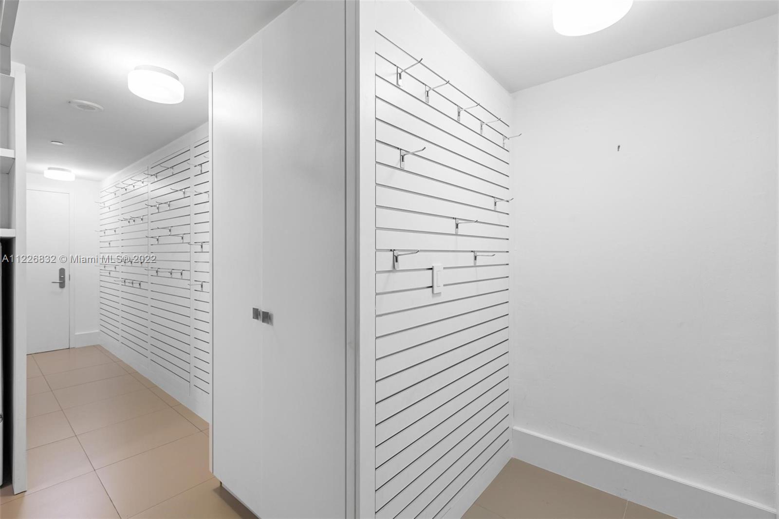 JADE RESIDENCES AT BRICKE - Residential