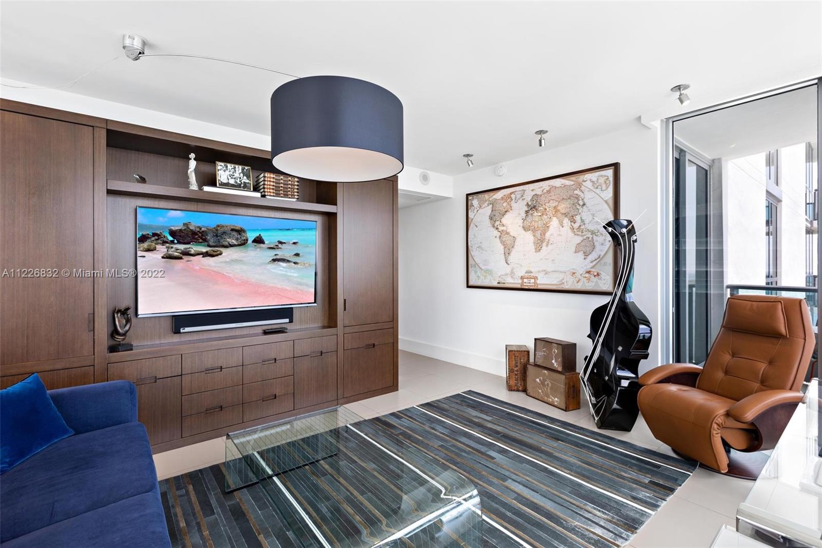 JADE RESIDENCES AT BRICKE - Residential