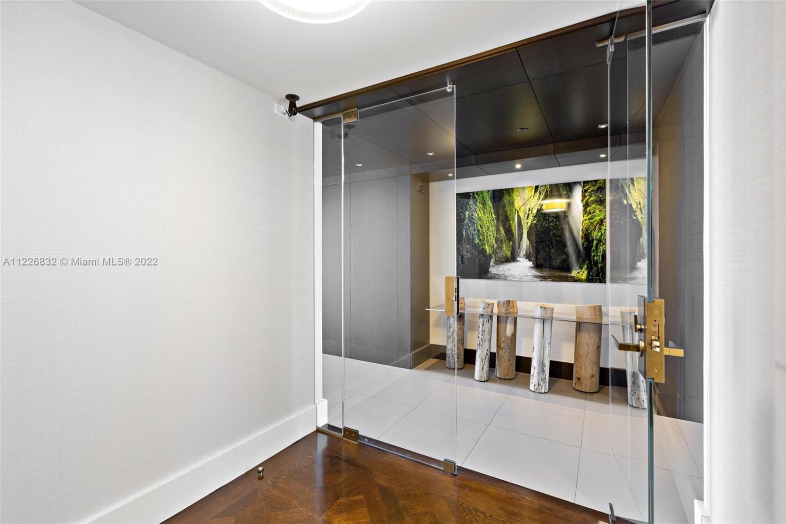 JADE RESIDENCES AT BRICKE - Residential