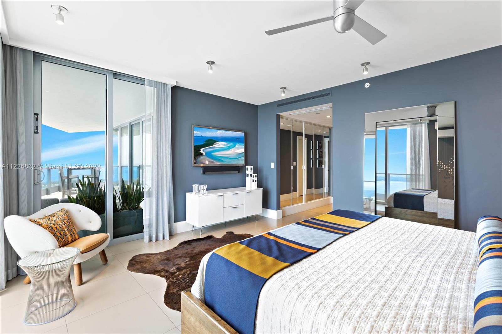 JADE RESIDENCES AT BRICKE - Residential