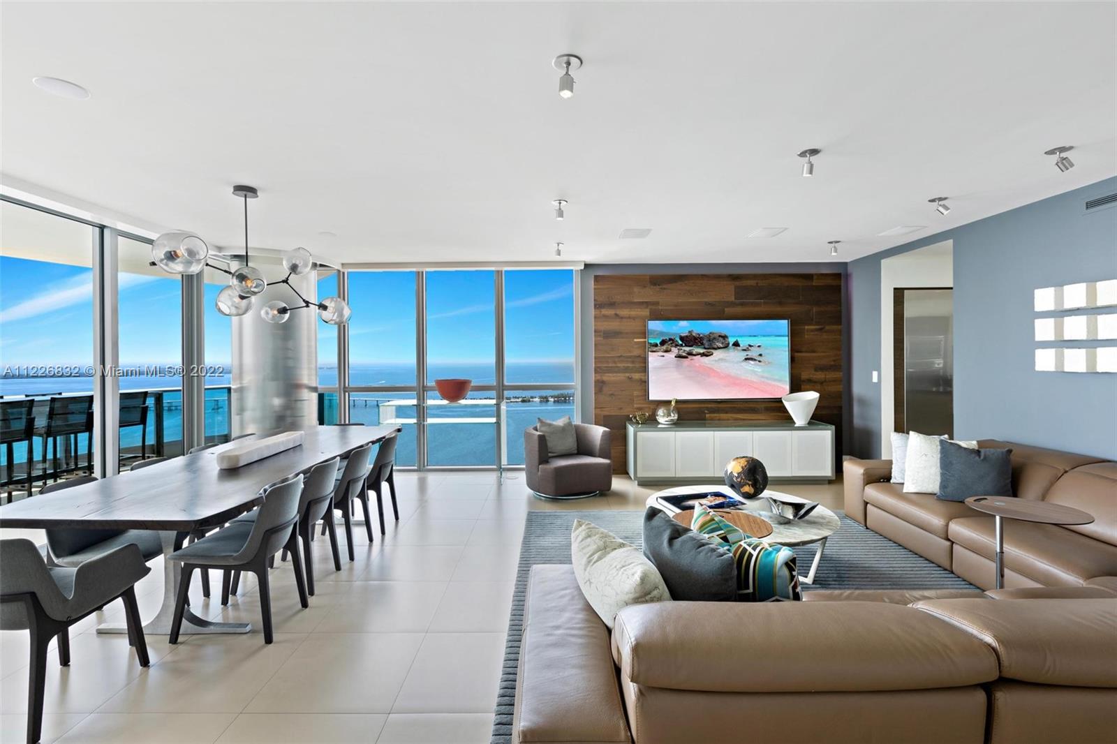 JADE RESIDENCES AT BRICKE - Residential