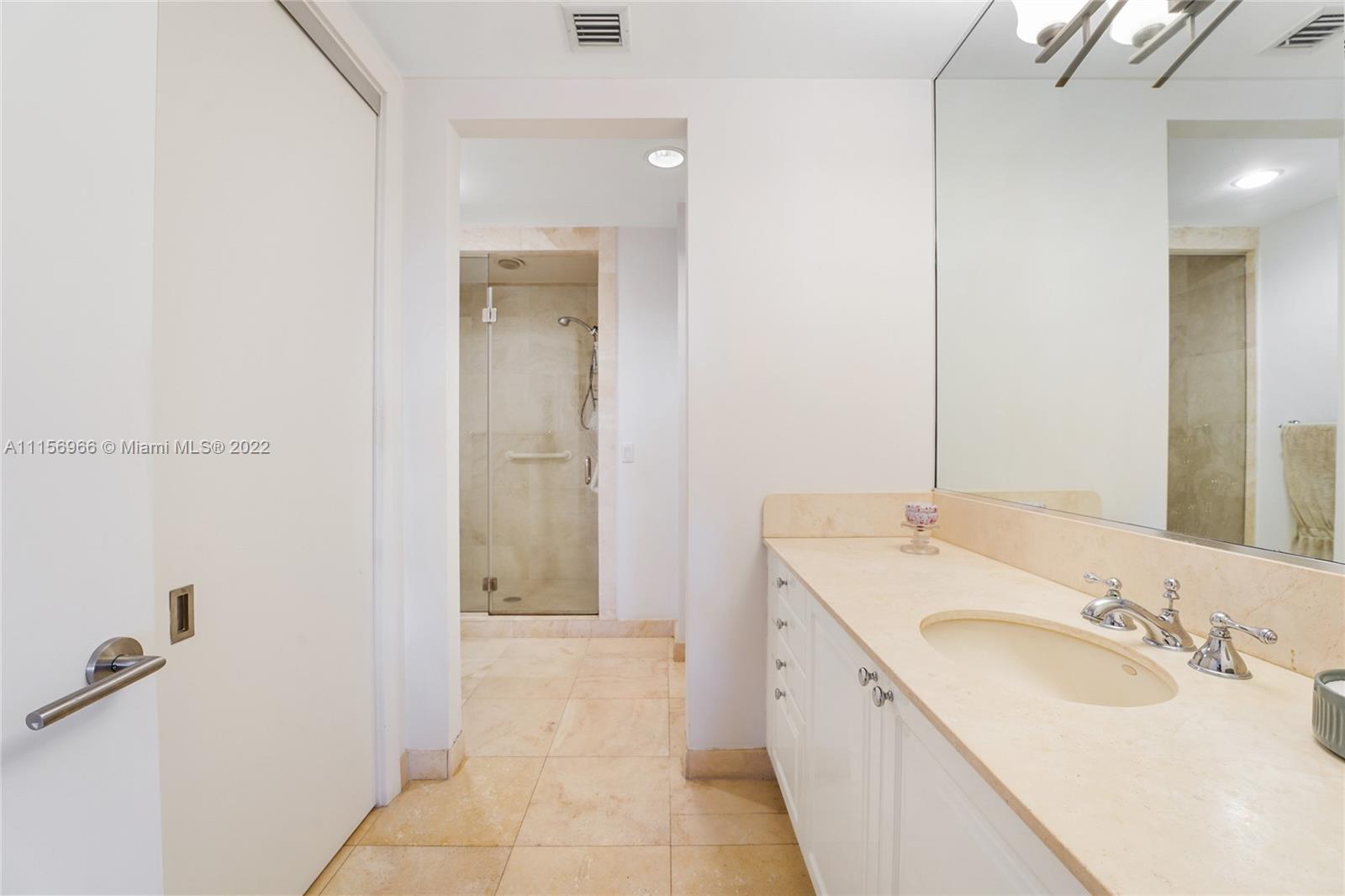 7600 OCEANSIDE AT FISHER - Residential