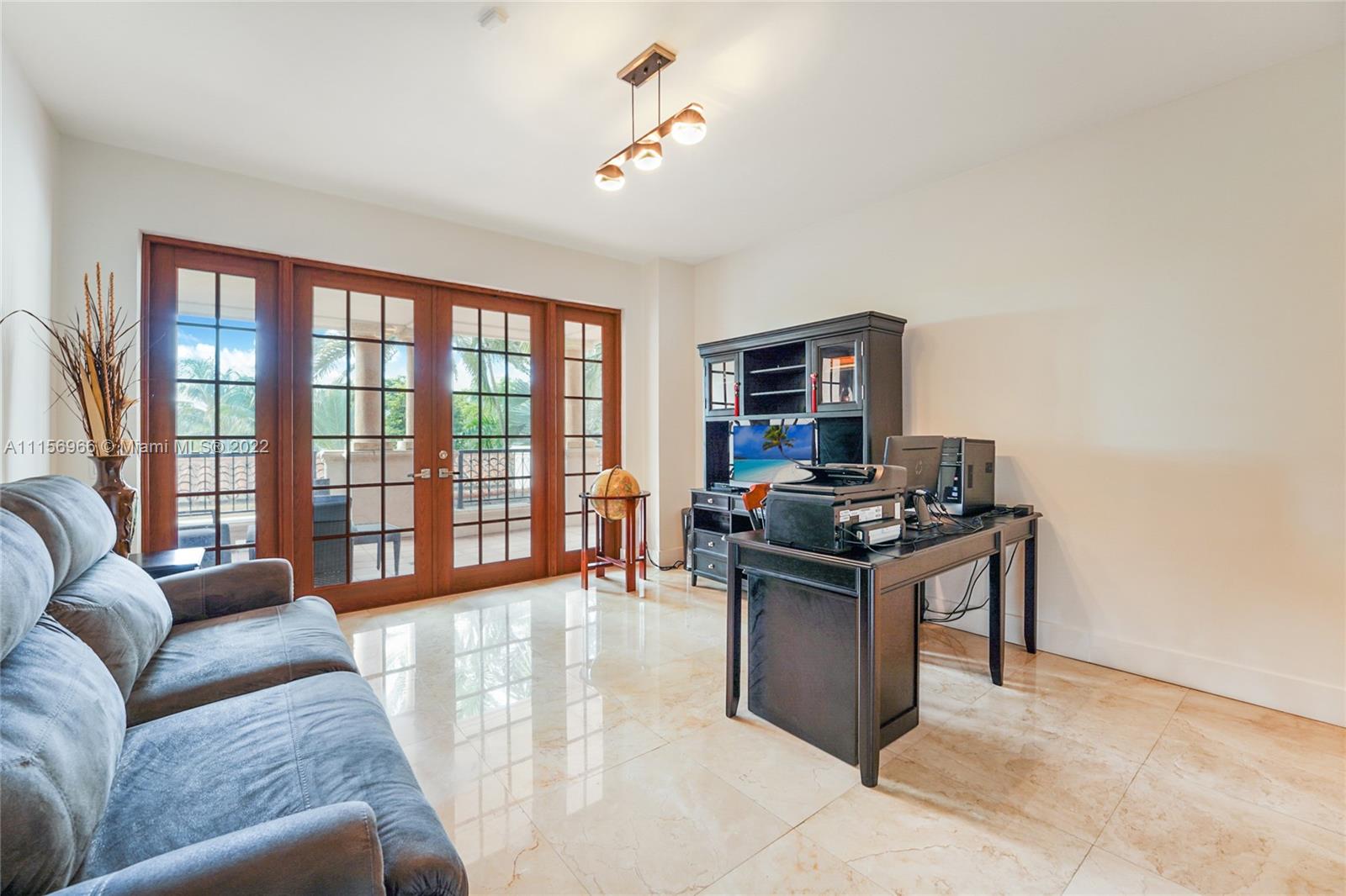 7600 OCEANSIDE AT FISHER - Residential