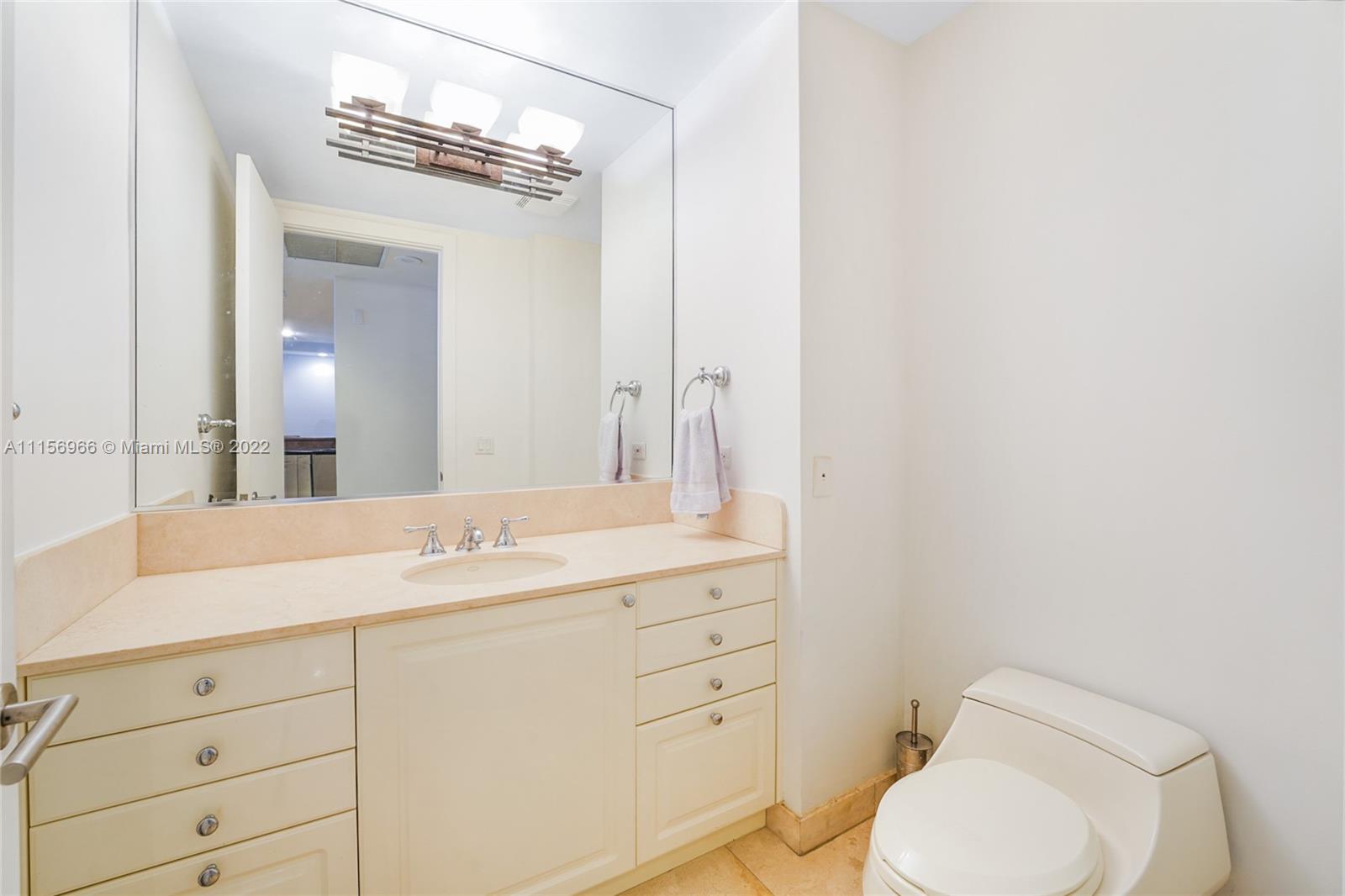 7600 OCEANSIDE AT FISHER - Residential