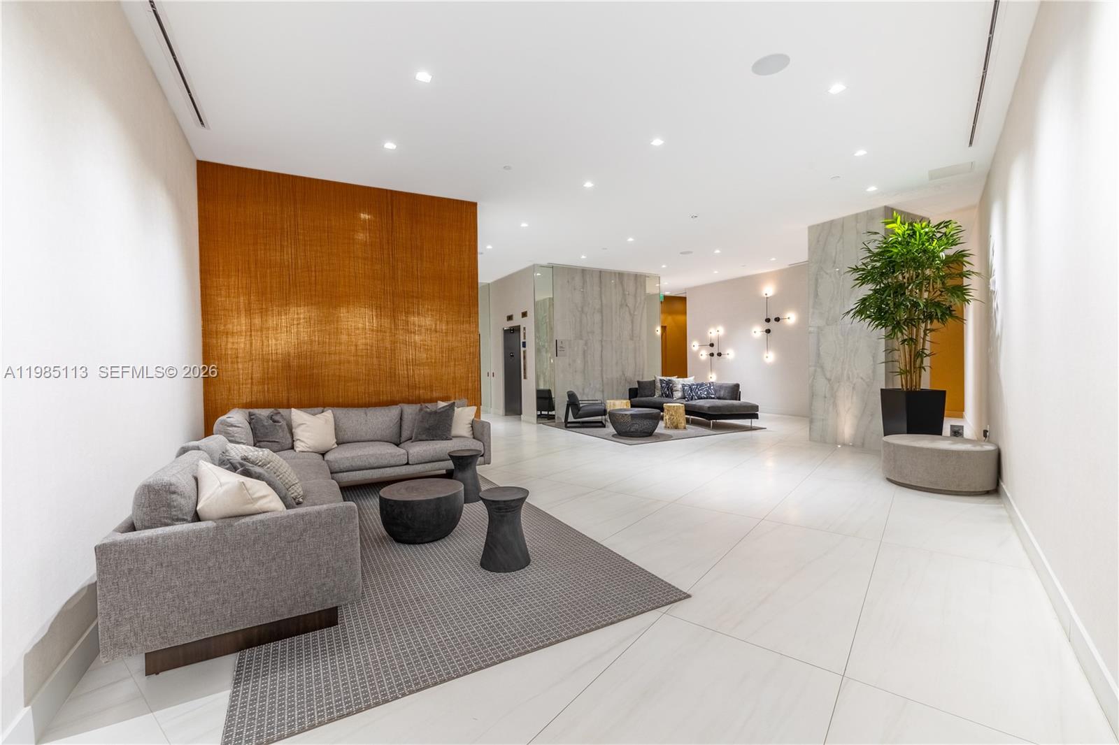 AURORA - Residential Lease